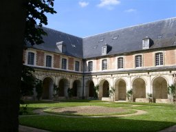 Baie de Somme 2005 - Le cloître de l&#039;abbaye de Valloires 